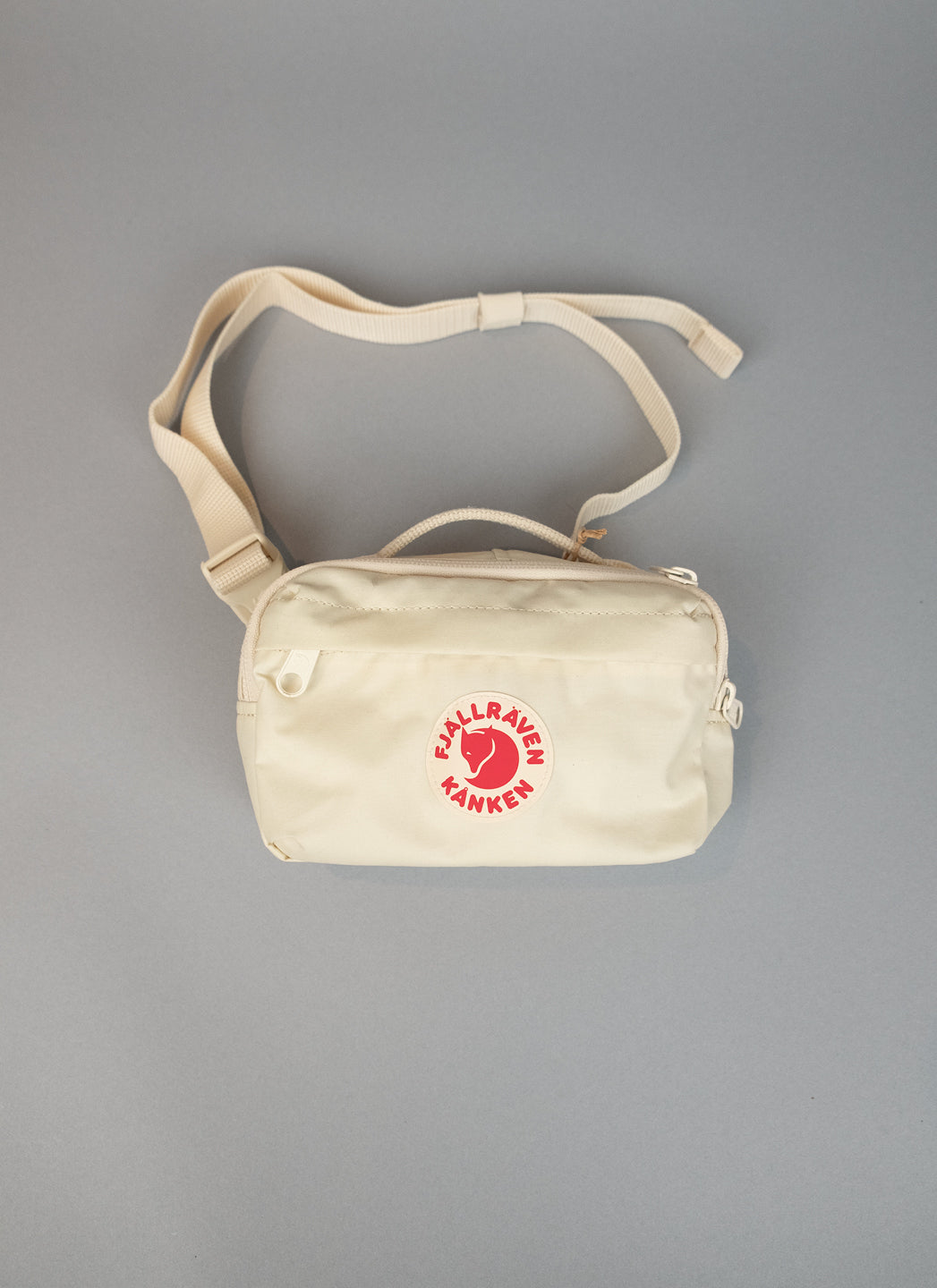 Kånken hip pack light oak