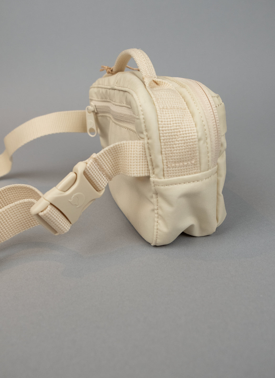 Kånken hip pack light oak